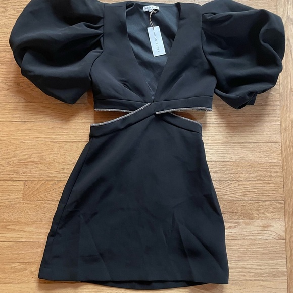 Moon River Black Mini Dress with Puff Sleeves and cut outs - Picture 8 of 9